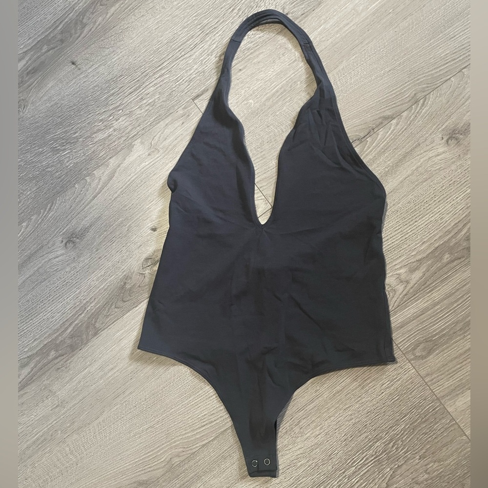 EXPRESS ONE ELEVEN DEEP V-NECK THONG BODYSUIT